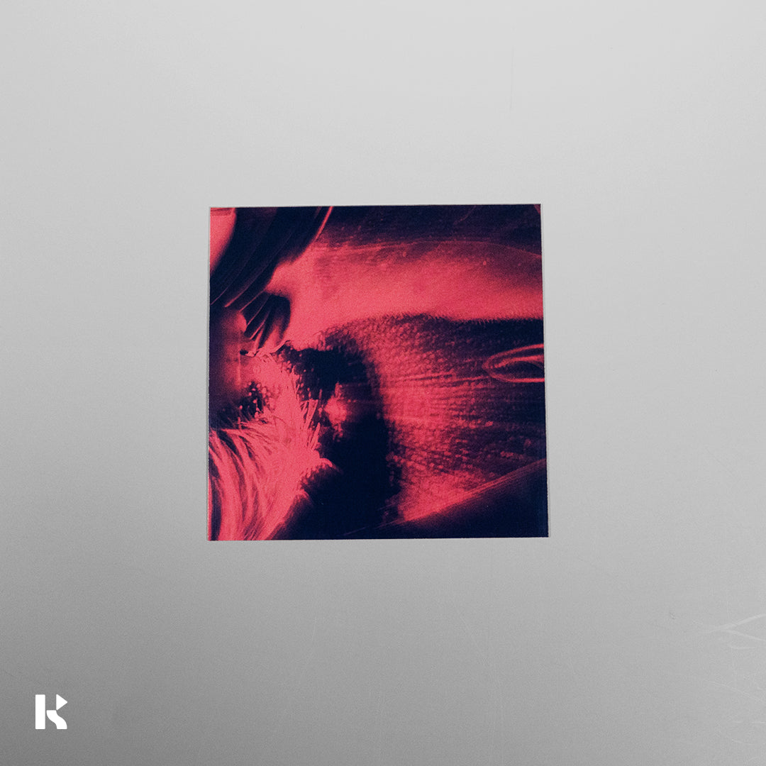 c.onnnor - SEEiNG RED - Single - KiTalbum