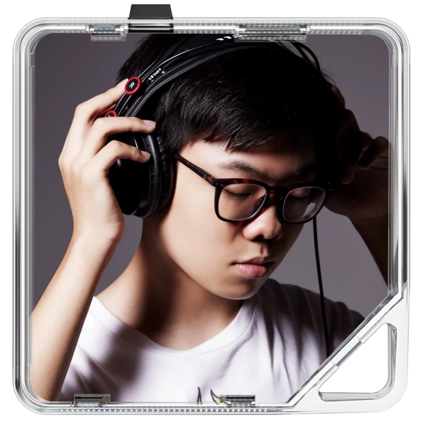 Timmy Plus - Timmy Plus ON THE BEAT! - KiTalbum