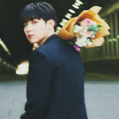 범진 - 꽃다발 들고서 - KiTalbum